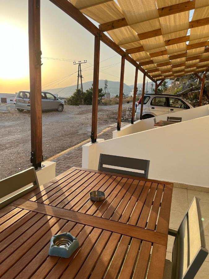 Bluemoon Suites Sarande Ngoại thất bức ảnh