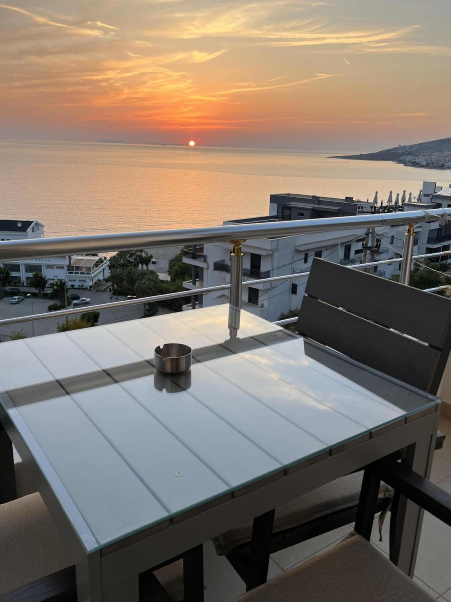 Bluemoon Suites Sarande Ngoại thất bức ảnh