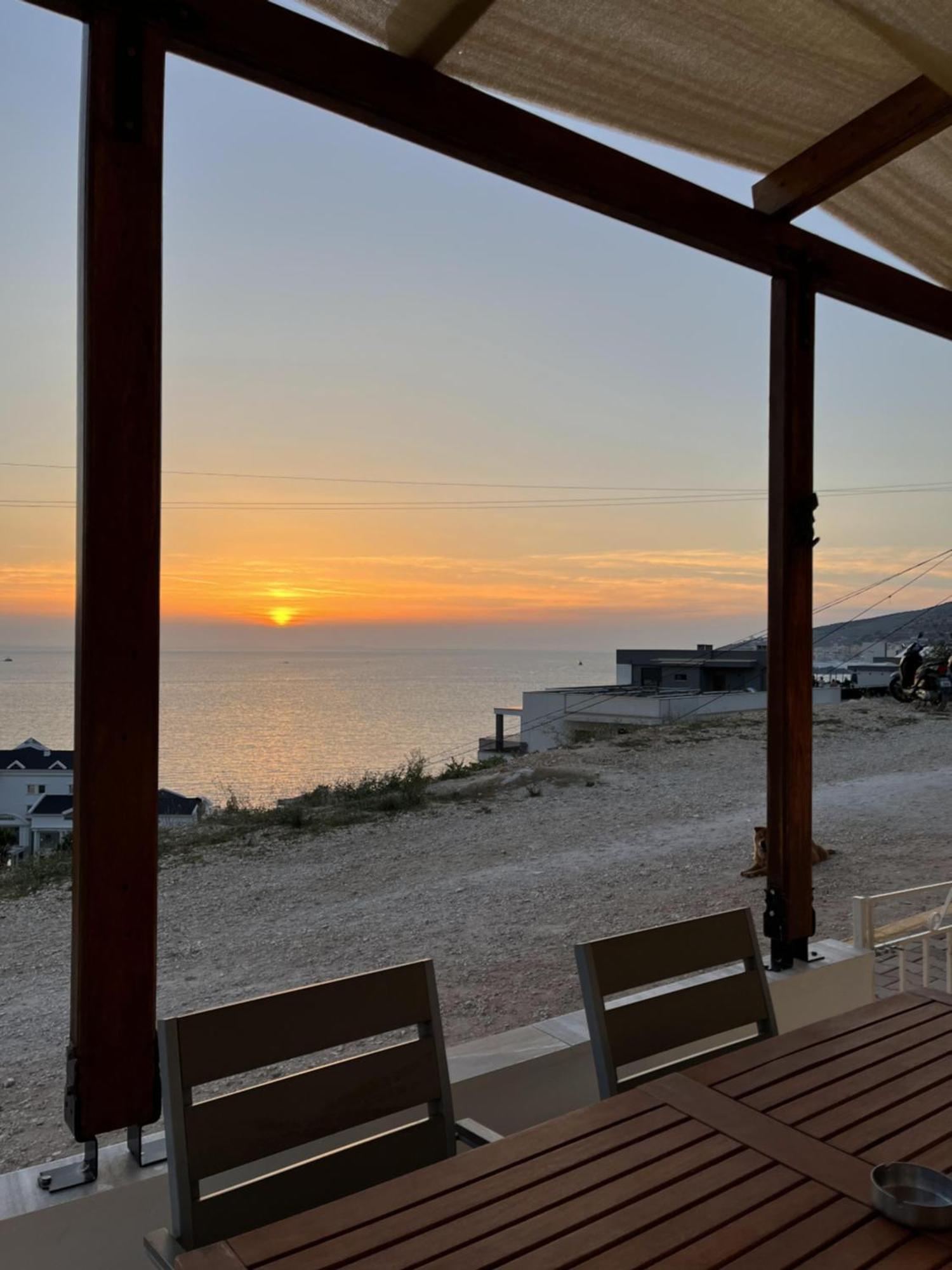 Bluemoon Suites Sarande Ngoại thất bức ảnh
