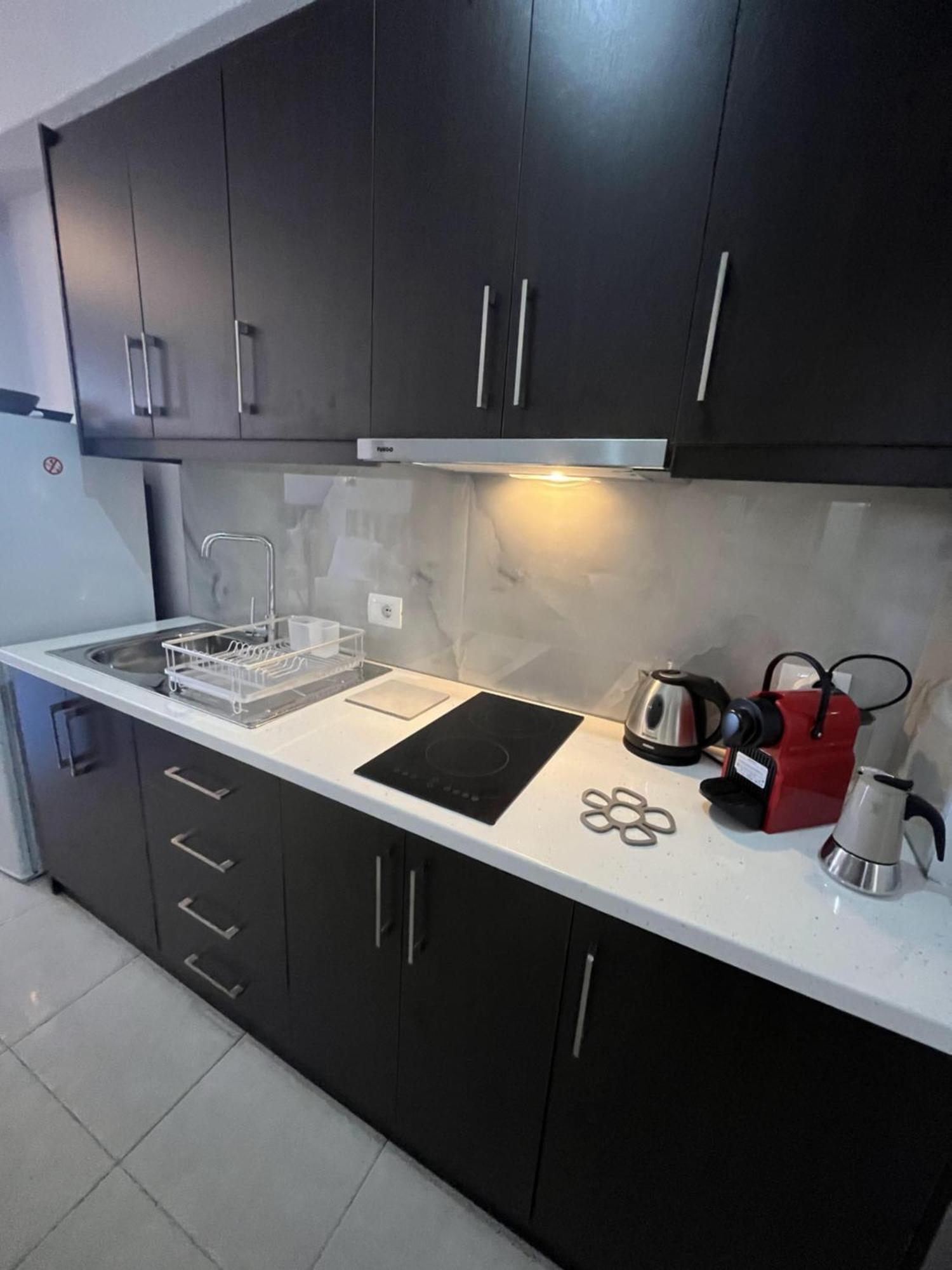 Bluemoon Suites Sarande Ngoại thất bức ảnh