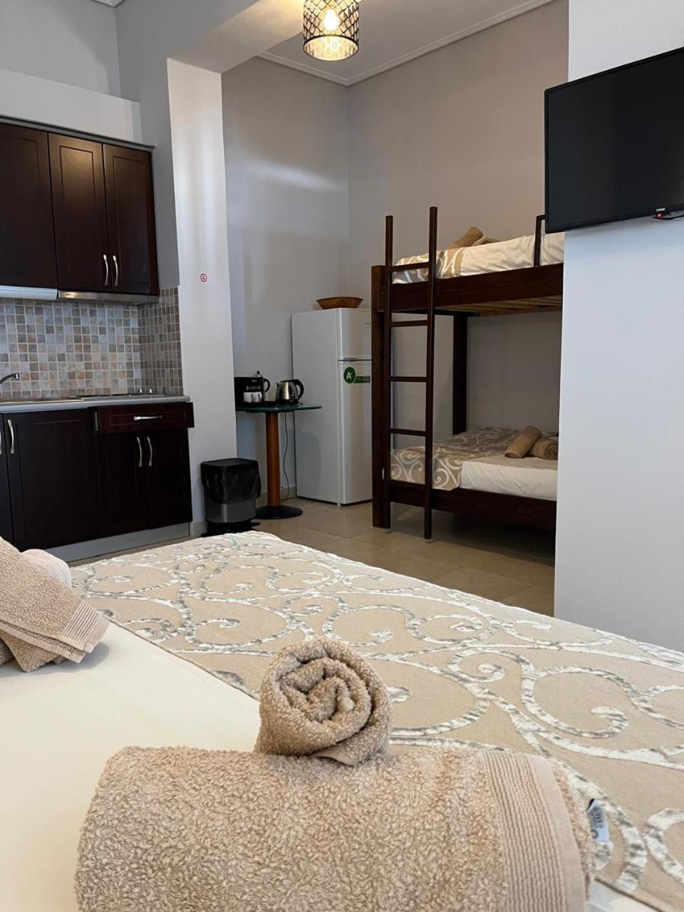 Bluemoon Suites Sarande Ngoại thất bức ảnh